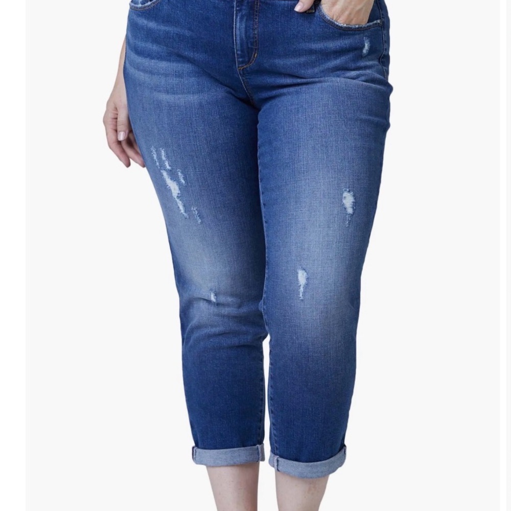 DL1961 Blue Distressed Cropped Curvy Jeans